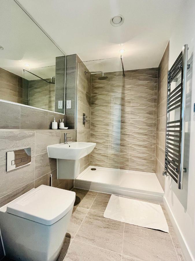 Fabulous One Bedroom Apartment Near Old Trafford Stadium Manchester Exterior photo